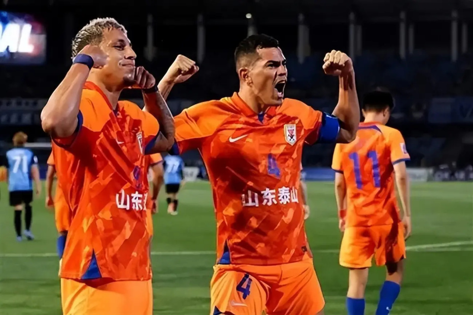 1xBit体育app-关于凭借一波山东泰山，亚冠成功逆转，现场教练席炸锅的信息