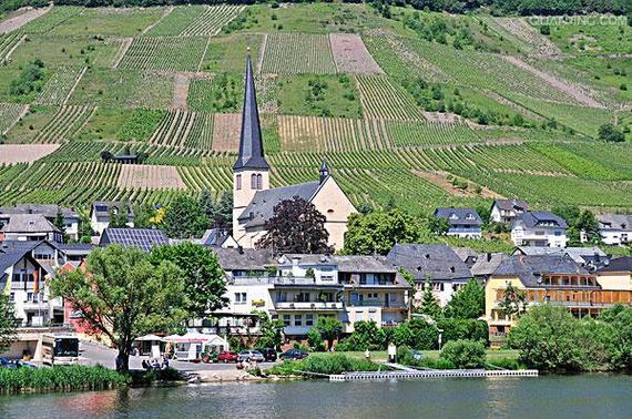 1xBit体育官方登录入口-卢森堡队在悬念对决中脱颖而出，闯入下一轮