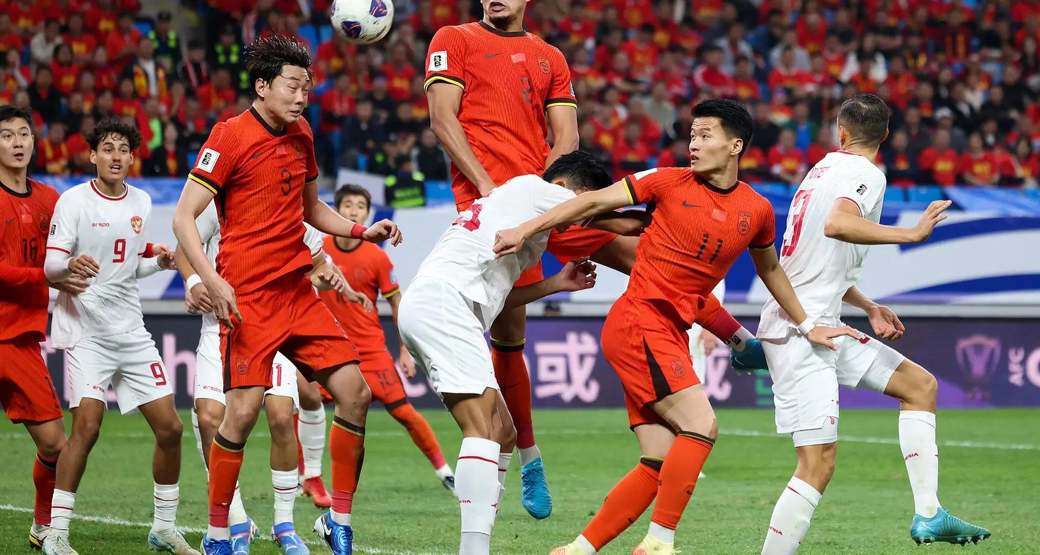 劲敌碰面：东亚足球强队激烈对决的简单介绍