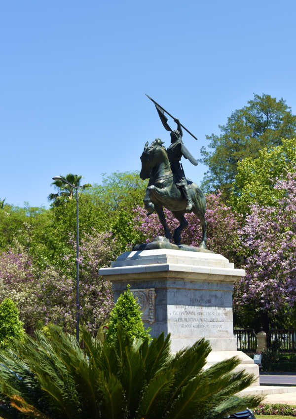 塞维利亚大胜马拉加，三分归属稳固