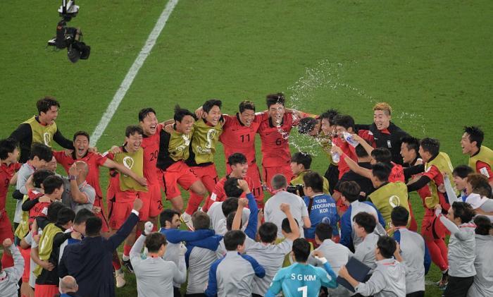 1xBit体育课程-葡萄牙客场战胜立陶宛队,锁定小组头名位置的简单介绍