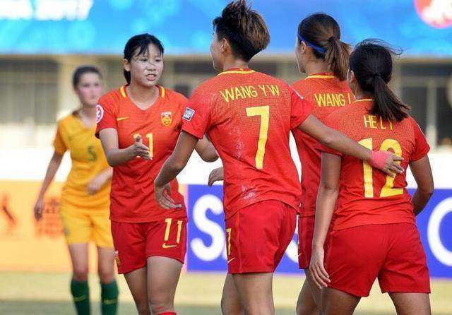 包含泰国女足队员表现抢眼，获得最佳射手称号！的词条